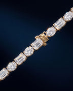 Tennis bracelet alternating oval and emerald-cut lab-grown diamonds in gold
