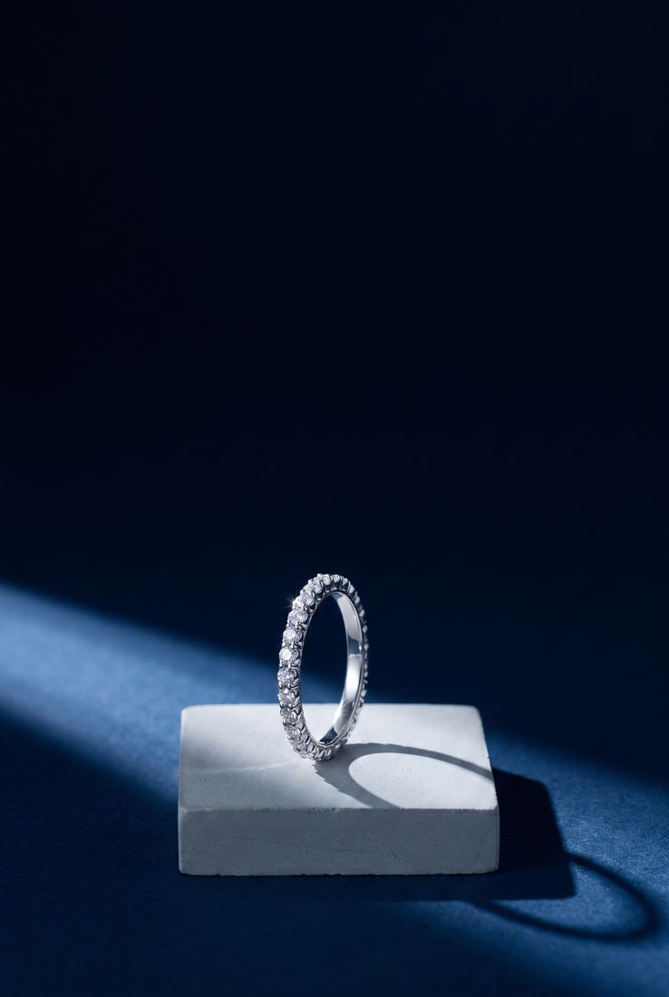 Very fine gold pavé band set all around with tiny round lab-grown diamonds