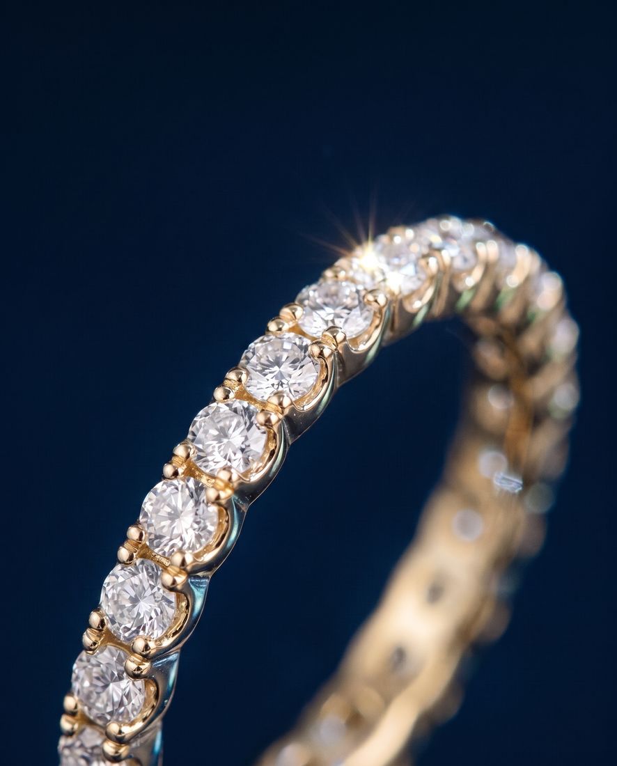 Fine gold pavé band set all around with small round lab-grown diamonds